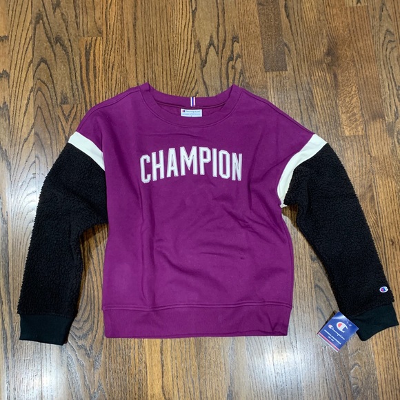 Brand new women’s Champion sweatshirt crew small - Picture 1 of 8